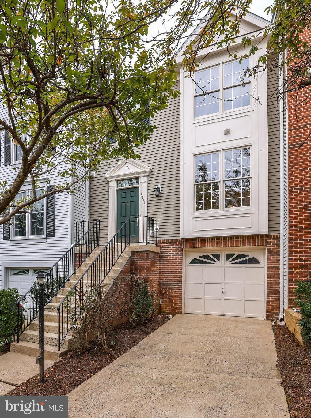 3111 Sutherland Hill COURT