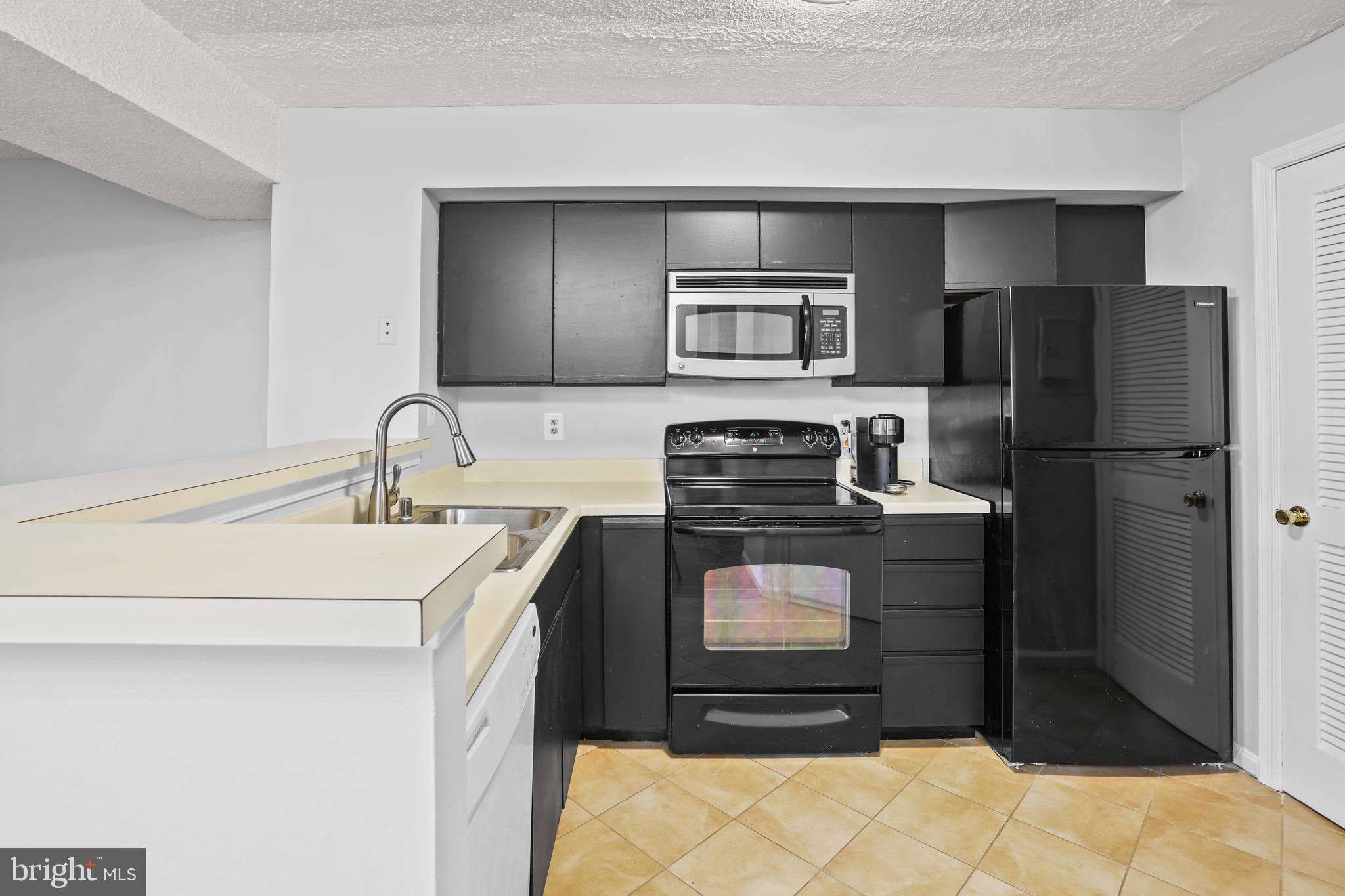 6017 Curtier DRIVE Unit: 6017A