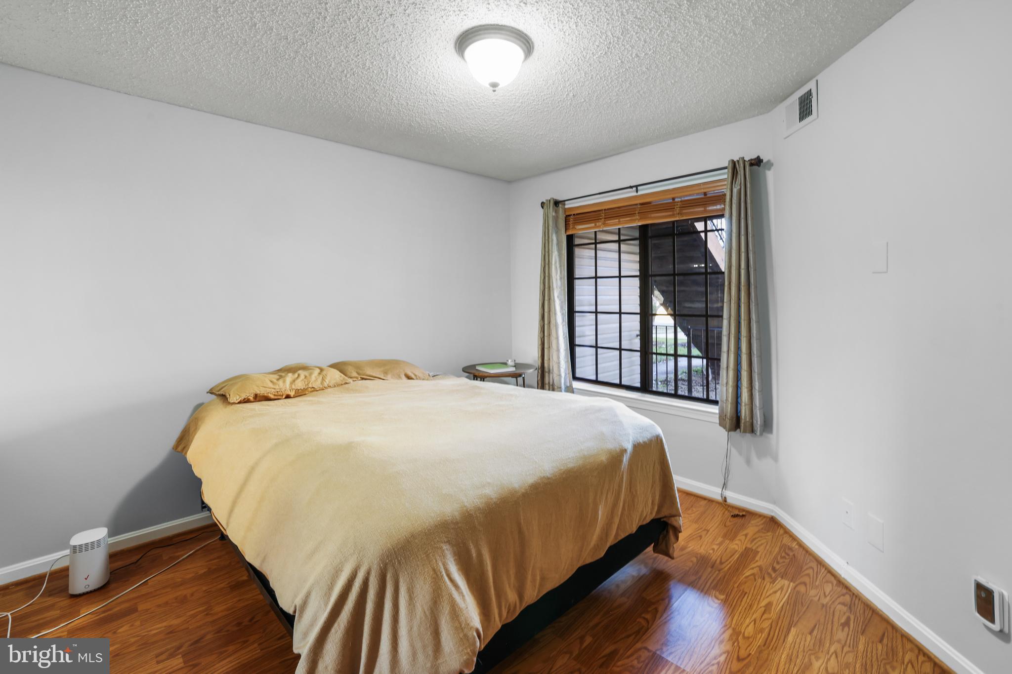 6017 Curtier DRIVE Unit: 6017A