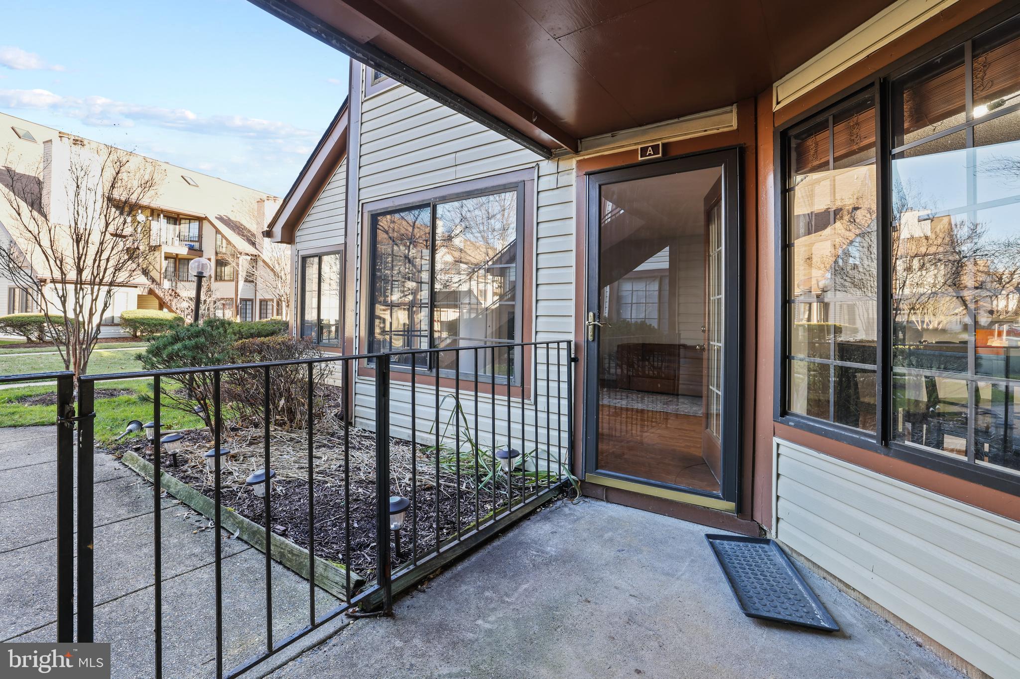 6017 Curtier DRIVE Unit: 6017A