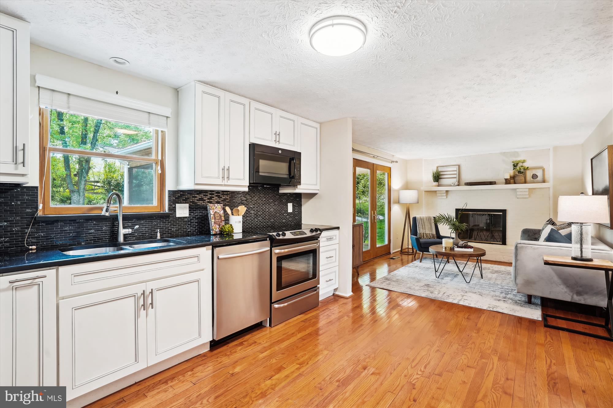 3114 Nestlewood Dr