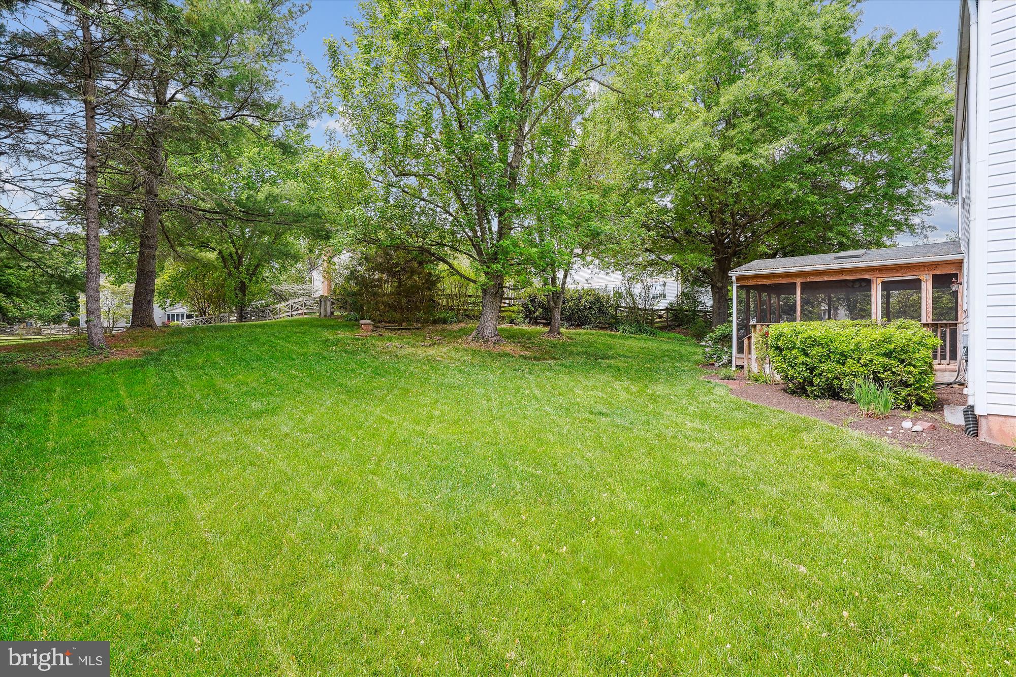 3114 Nestlewood Dr