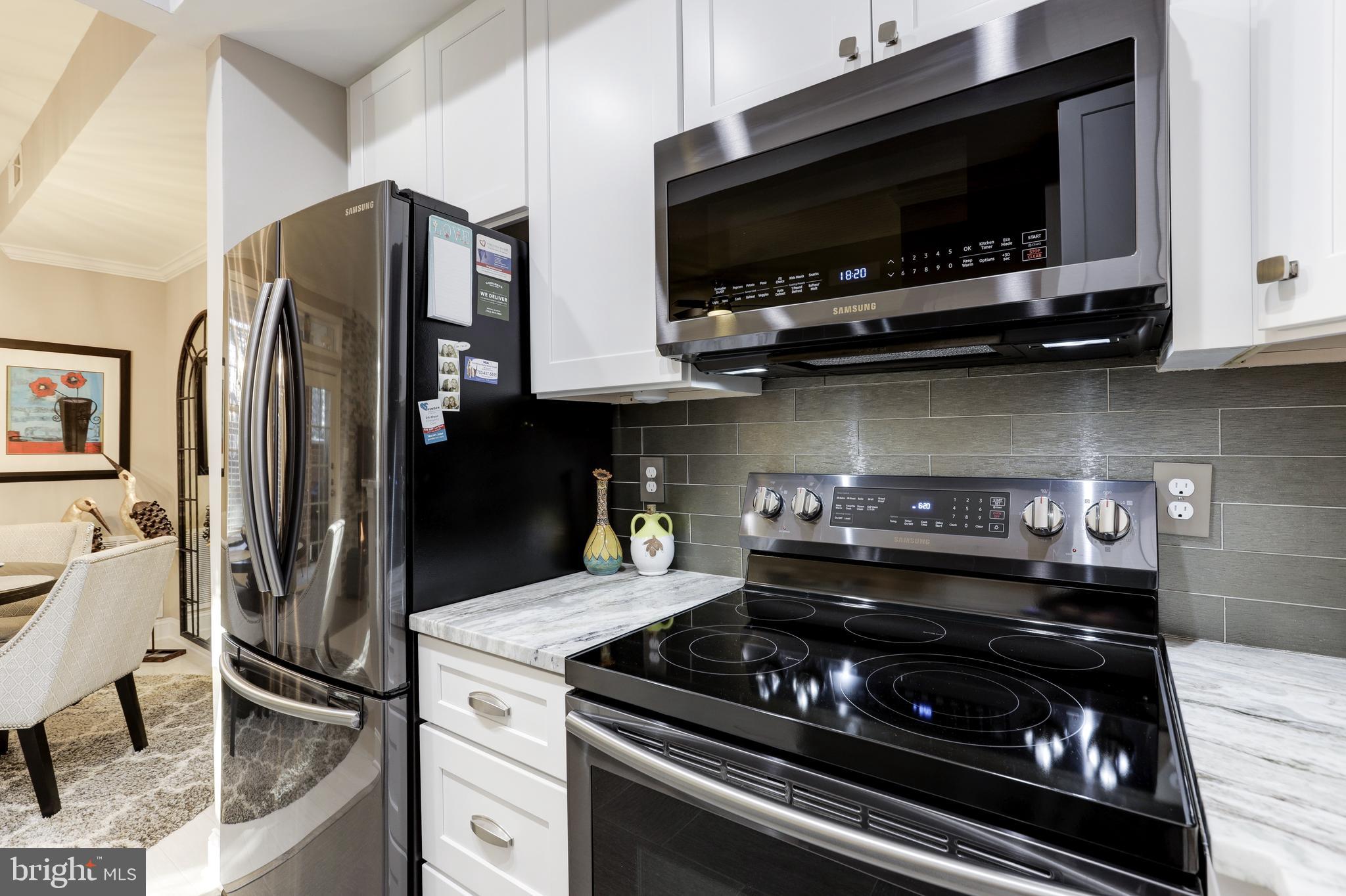 1353 Garden Wall Cir #601