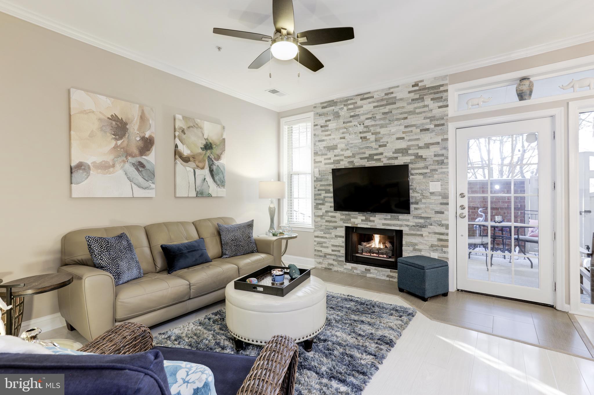 1353 Garden Wall Cir #601