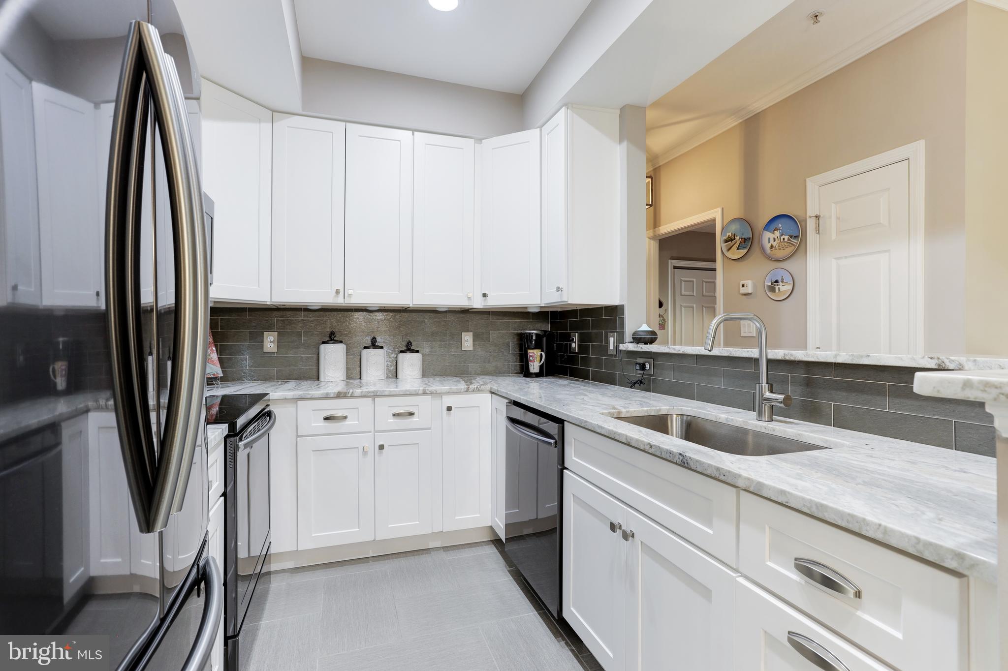 1353 Garden Wall Cir #601