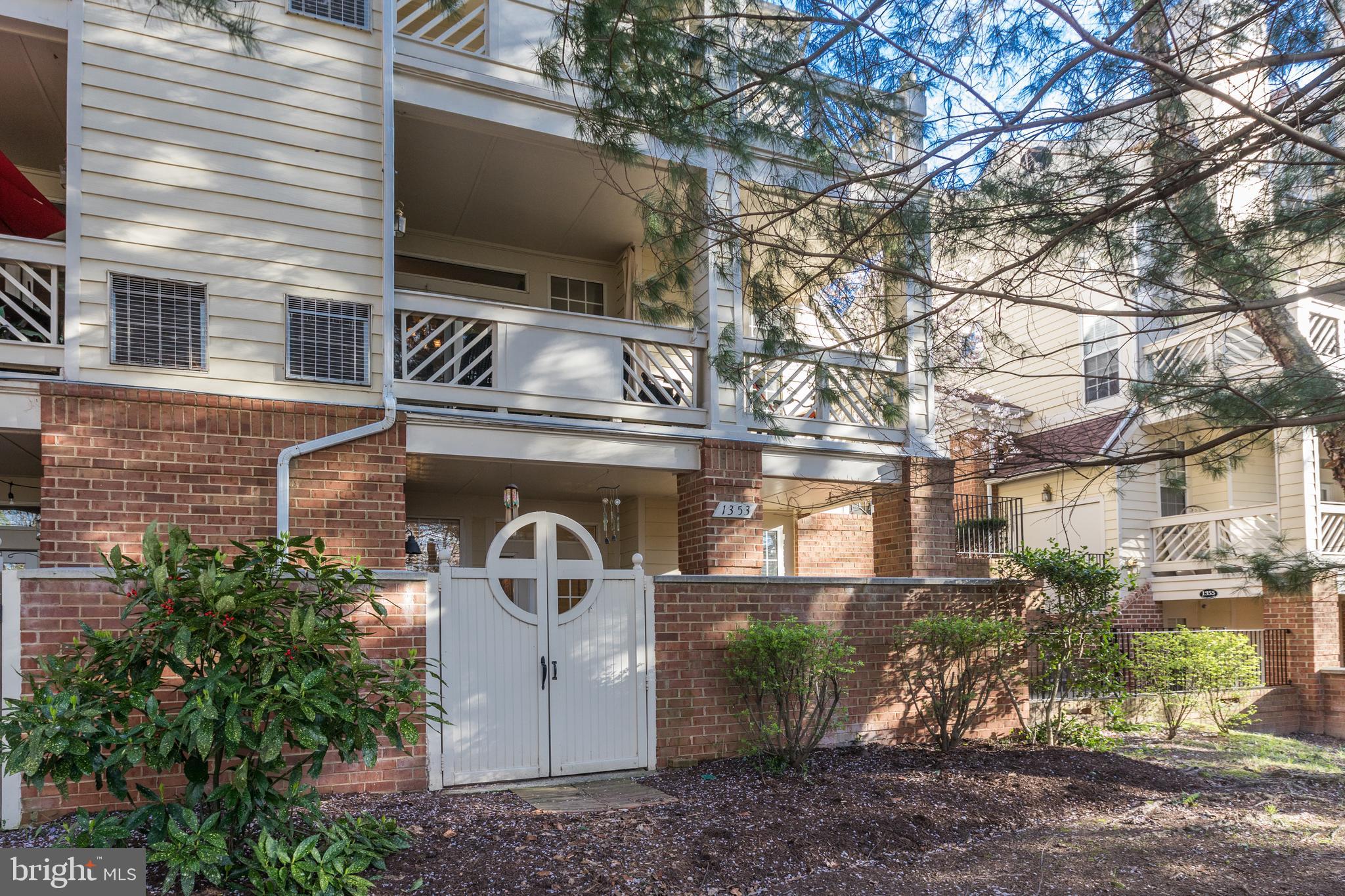 1353 Garden Wall Cir #601