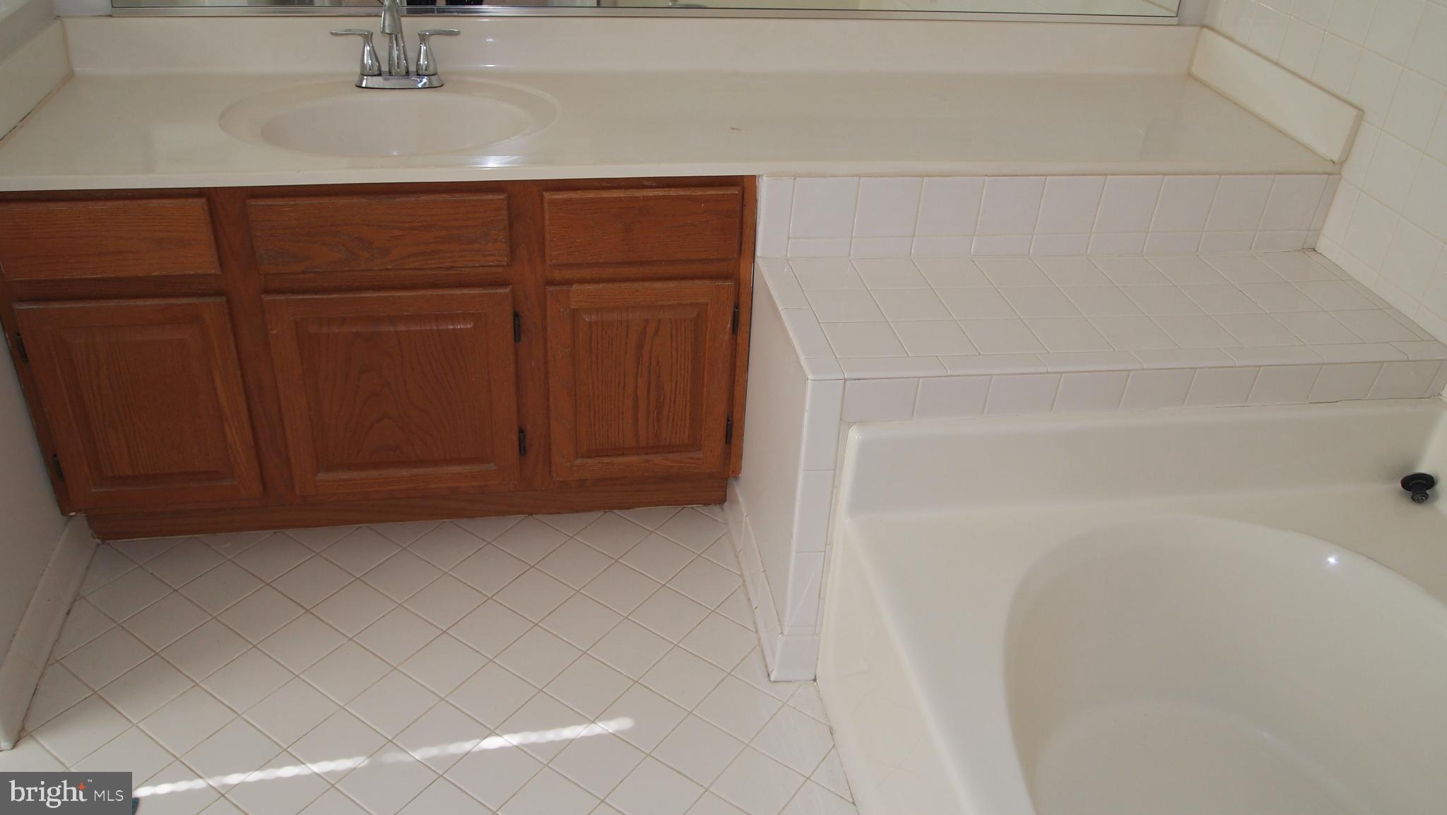 12307 FOX LAKE CT