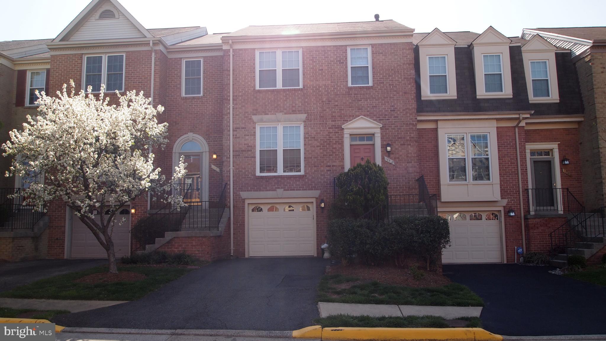 12307 FOX LAKE CT