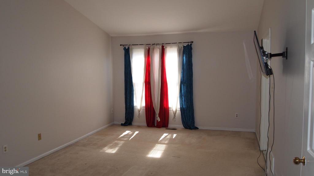 12307 FOX LAKE CT