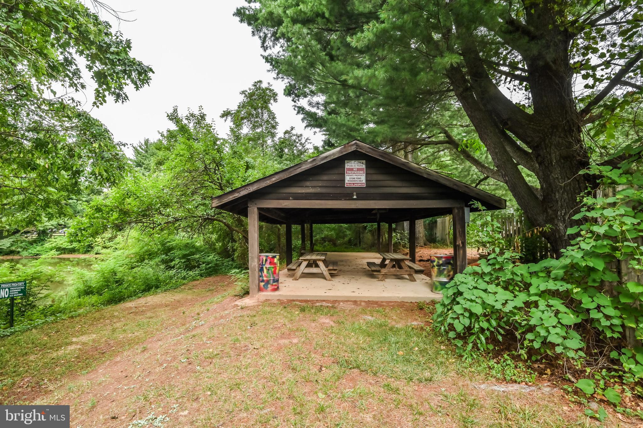 5665 Thorndyke Ct