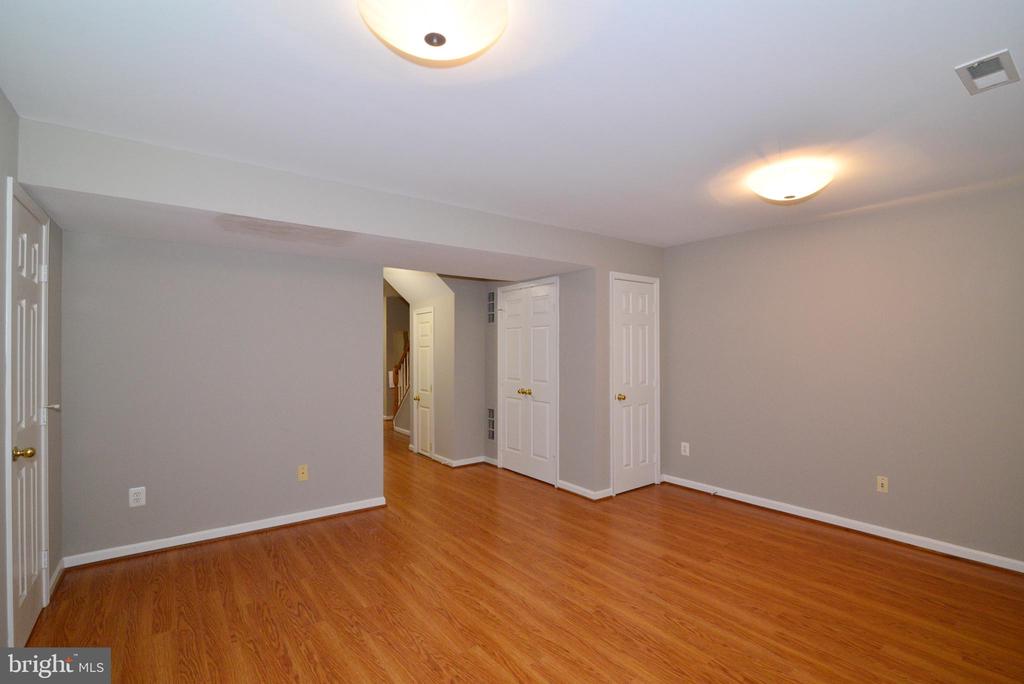 2516 ISHAM RANDOLPH DR
