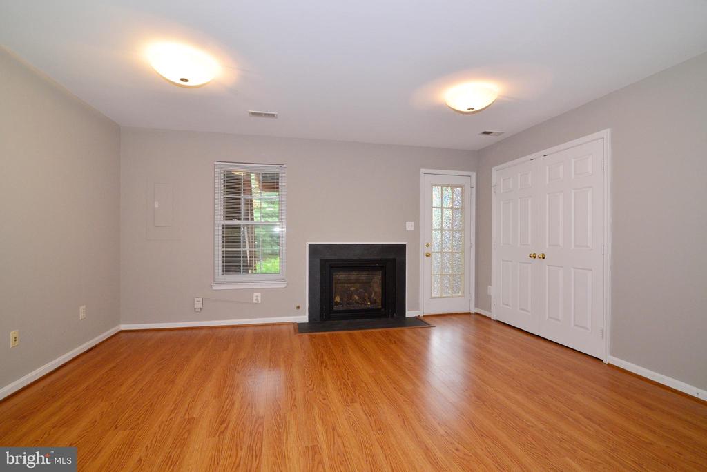 2516 ISHAM RANDOLPH DR