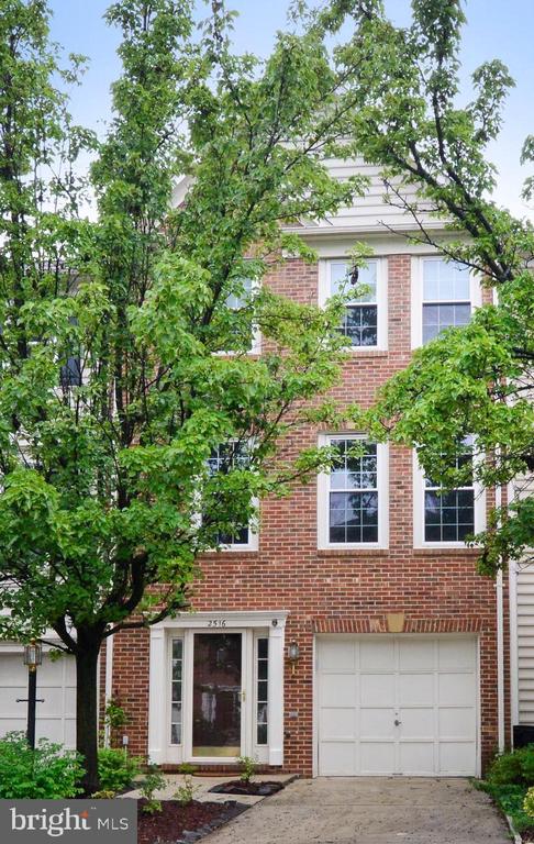 2516 ISHAM RANDOLPH DR