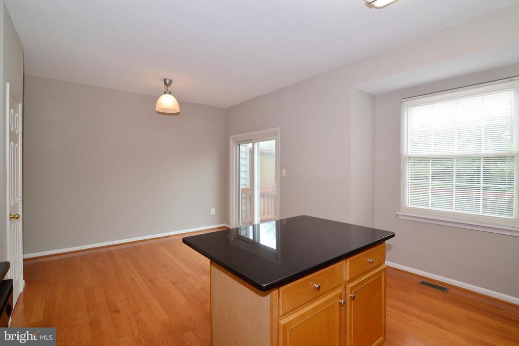 2516 ISHAM RANDOLPH DR