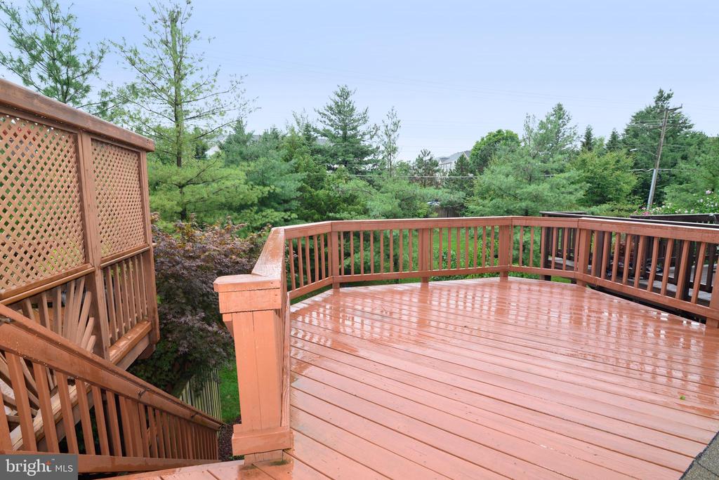 2516 ISHAM RANDOLPH DR