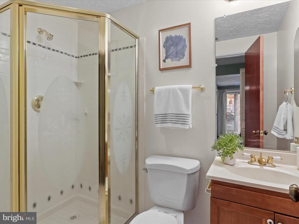 14566 Olde Kent Rd