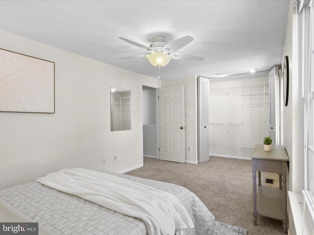 14566 Olde Kent Rd