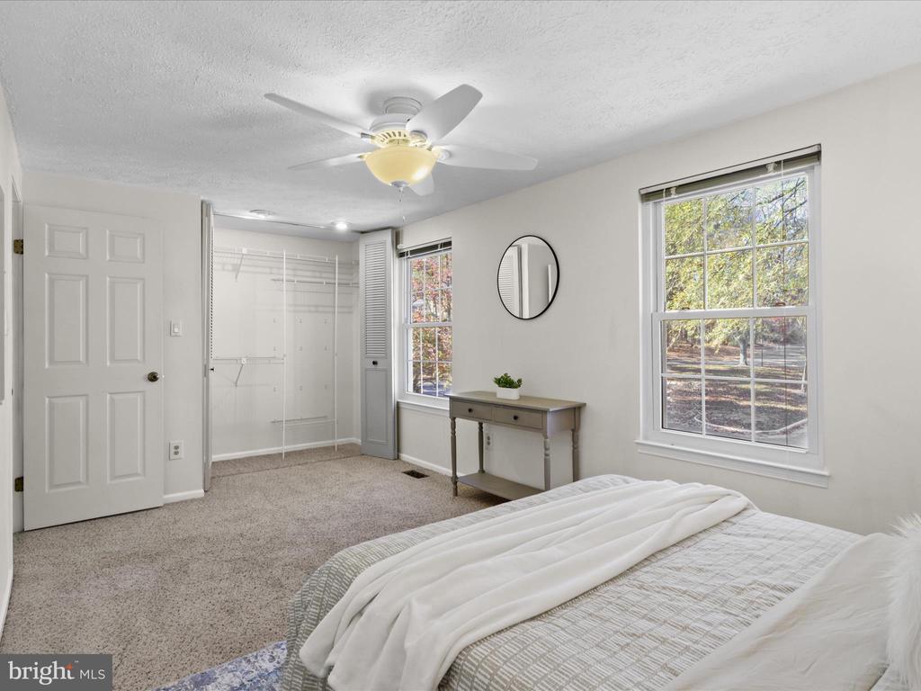 14566 Olde Kent Rd