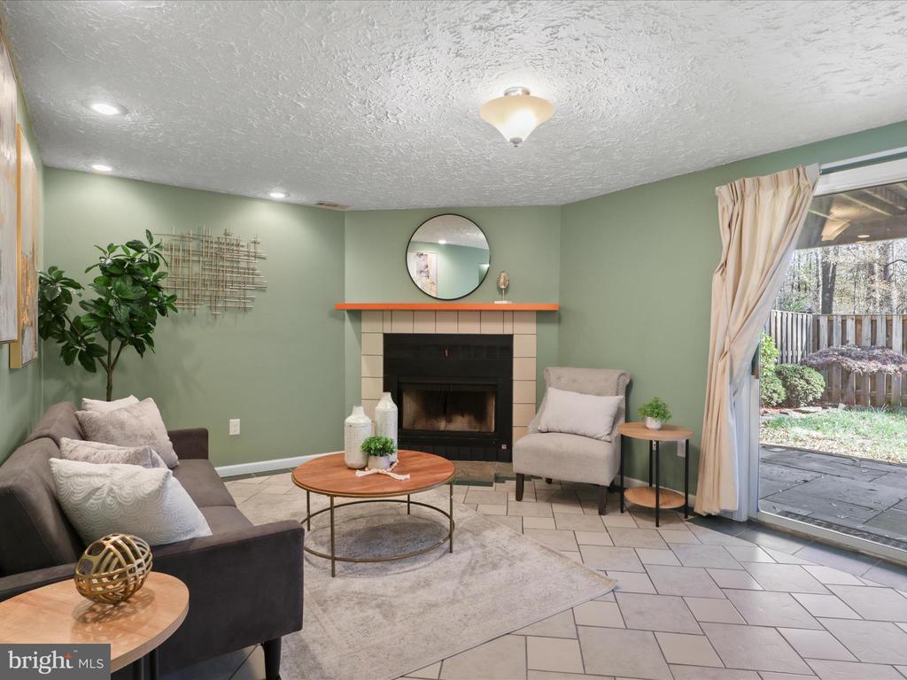 14566 Olde Kent Rd