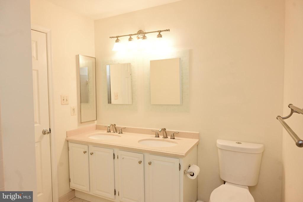 1436 CHURCH HILL PL #1436