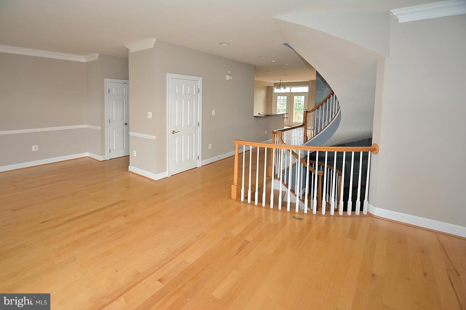 100 HERNDON MILL CIR