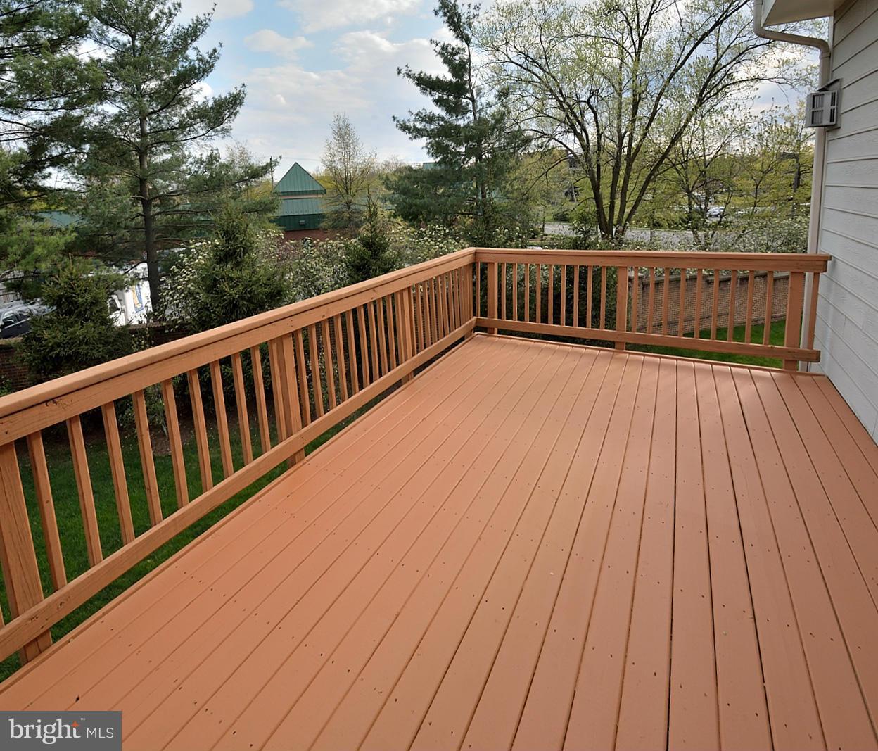 100 HERNDON MILL CIR