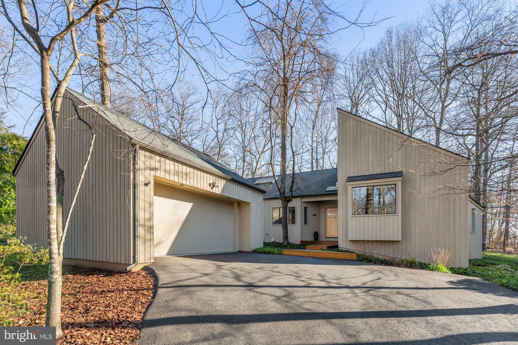 2119 Owls Cove Ln