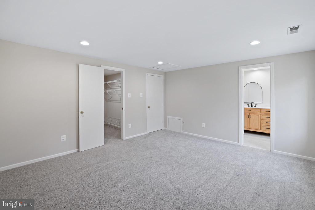 3959 Acorn Ridge Ct