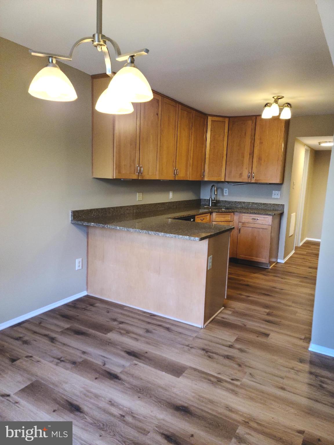 2068 ROYAL FERN CT #31/22B