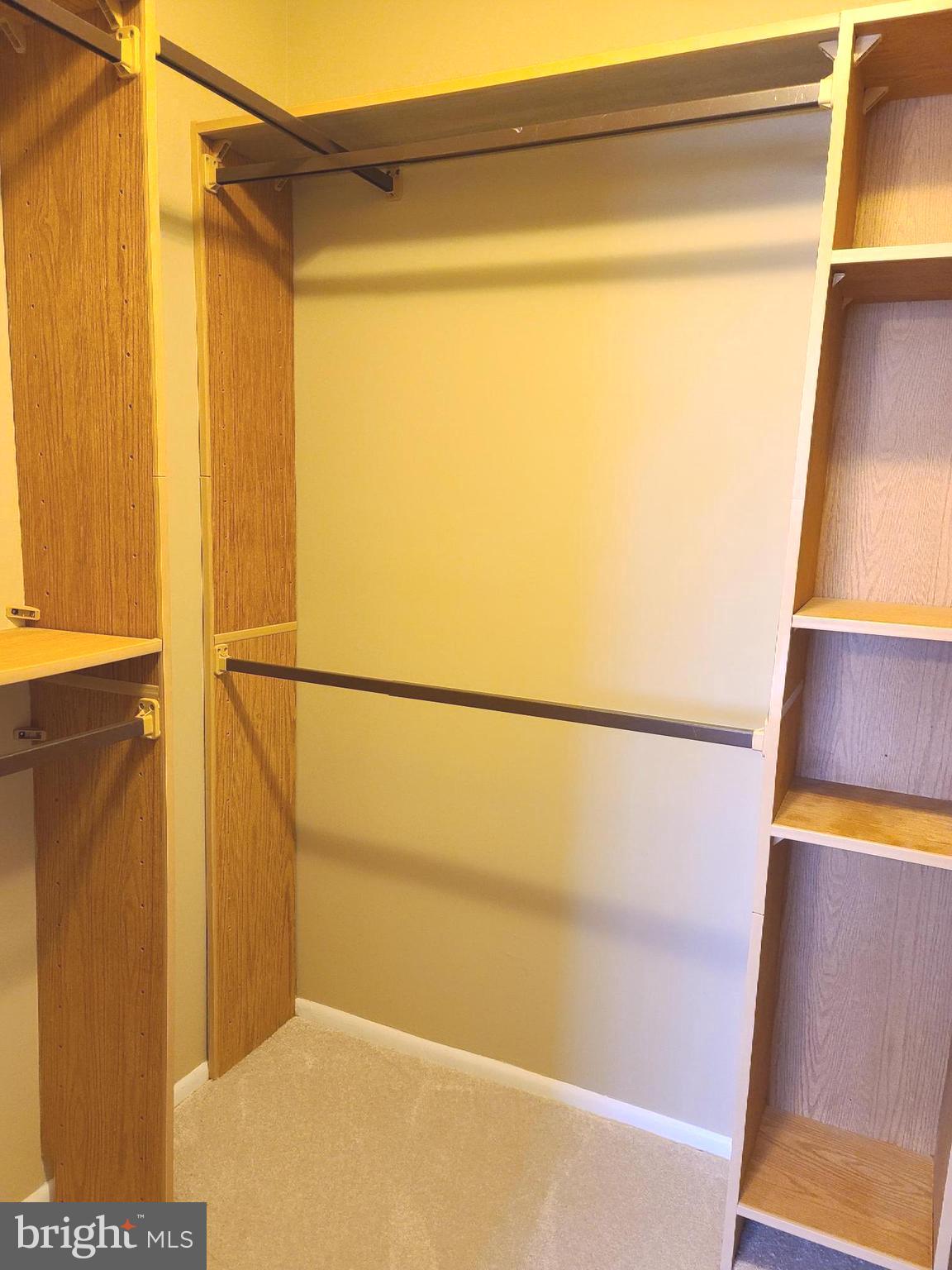 2068 ROYAL FERN CT #31/22B