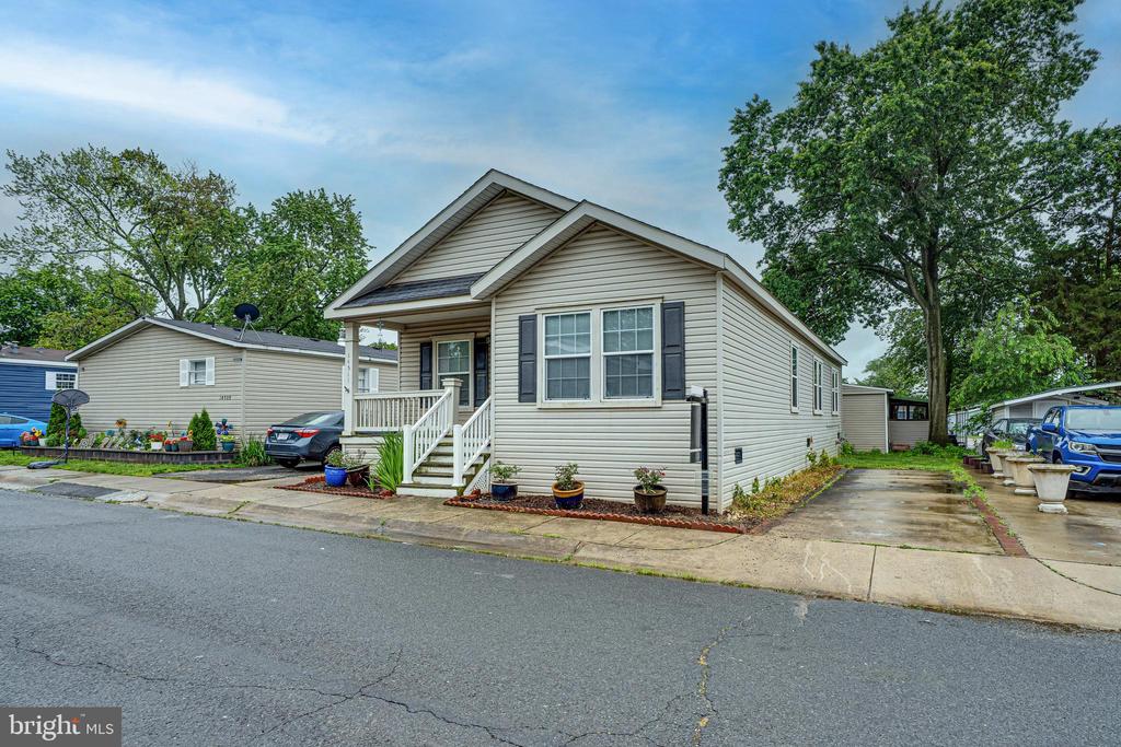 14511 Lake Central Dr