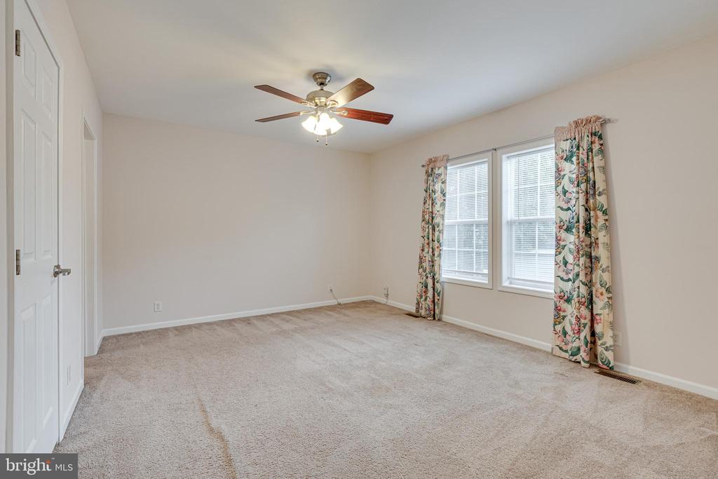 14511 Lake Central Dr