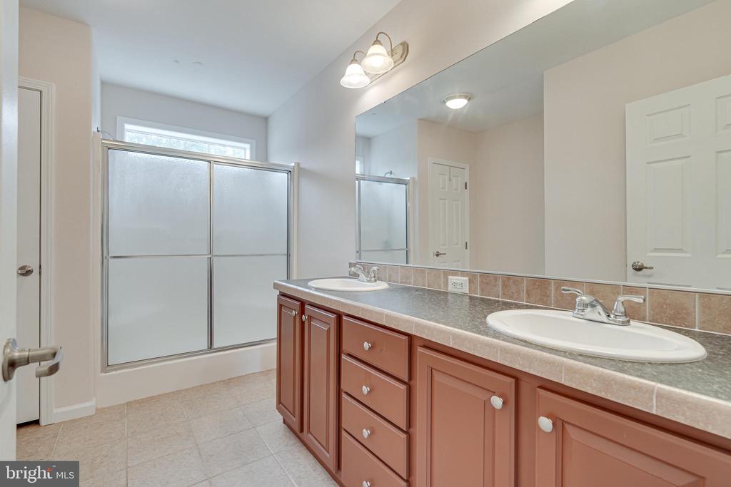 14511 Lake Central Dr
