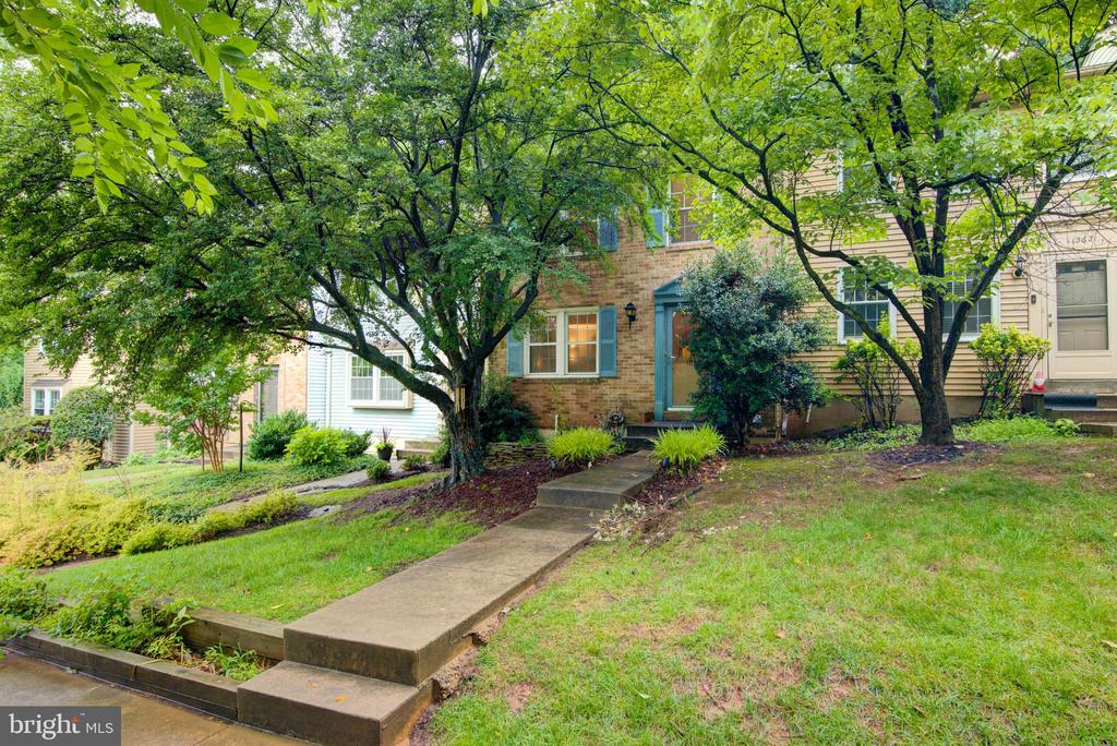 11564 IVY BUSH CT