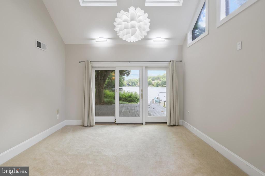 11311 HARBORSIDE CLUSTER