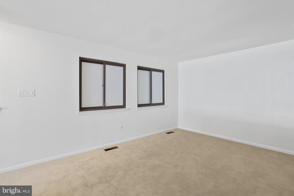 11311 HARBORSIDE CLUSTER