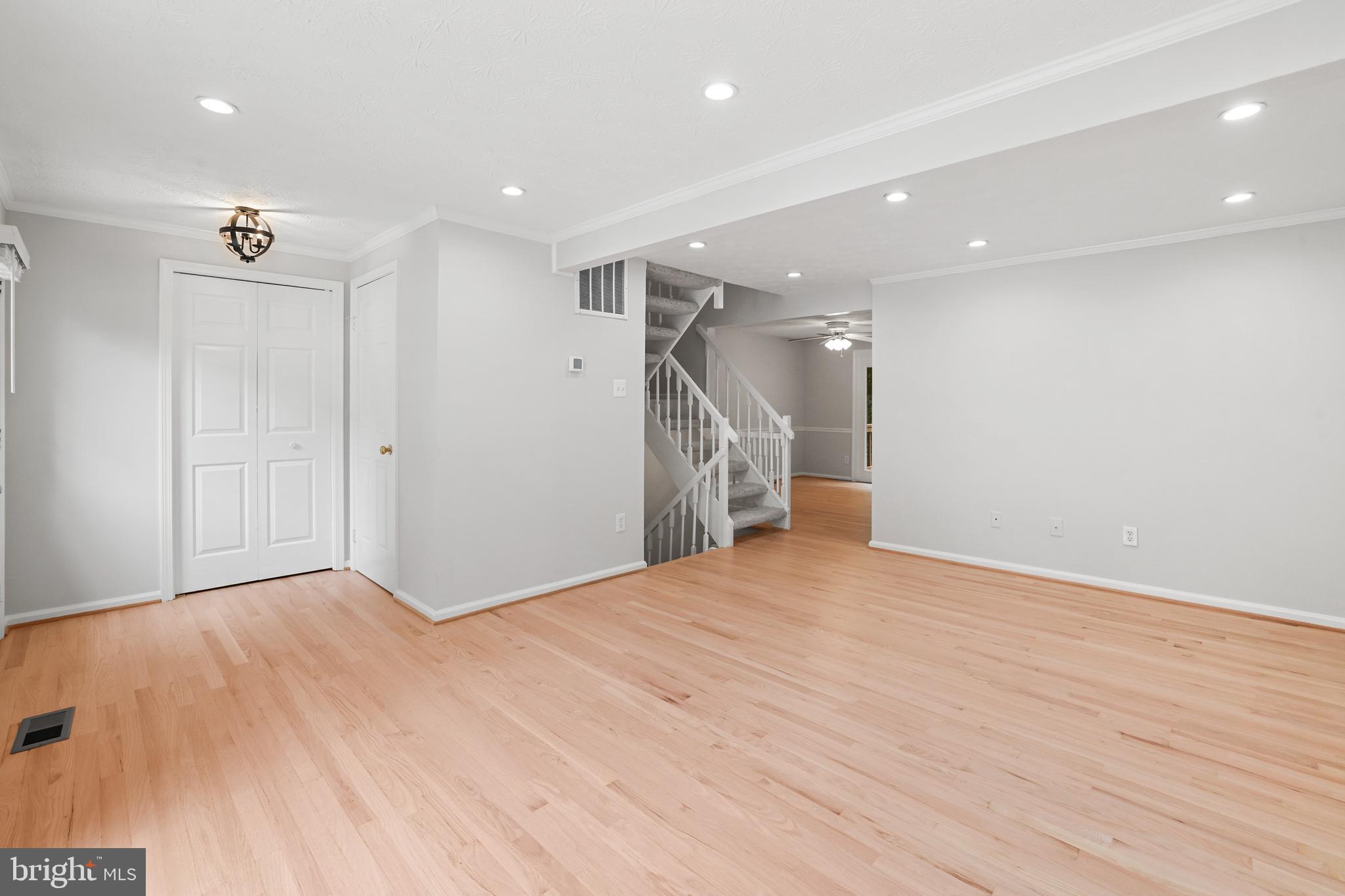 1526 Poplar Grove Dr