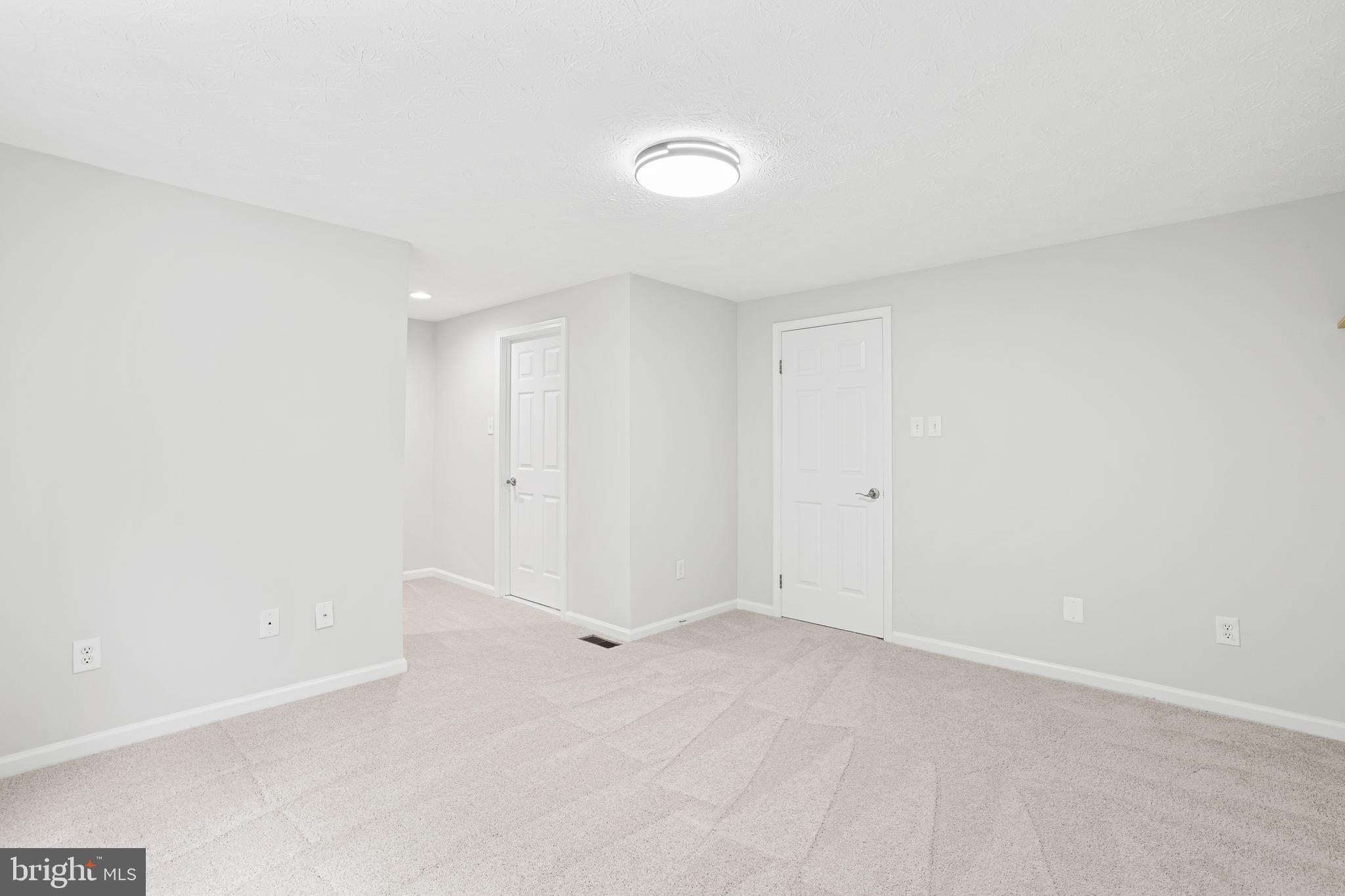 1526 Poplar Grove Dr