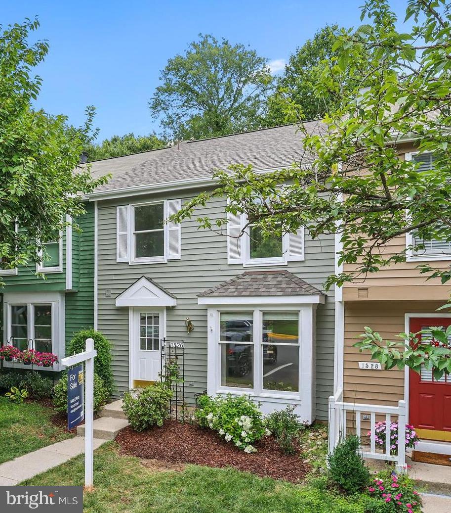 1526 Poplar Grove Dr