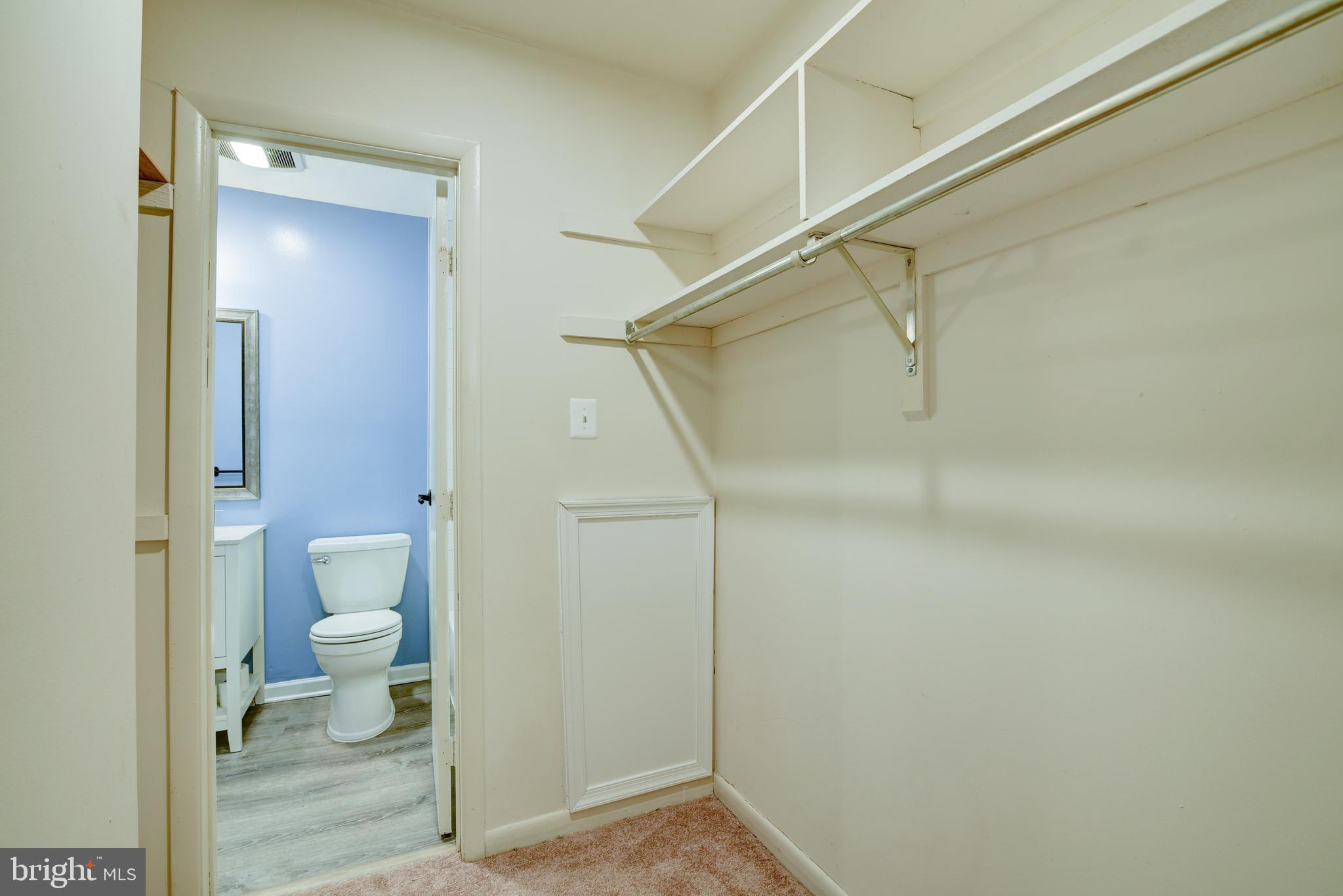 5806-Q ROYAL RIDGE DR #Q