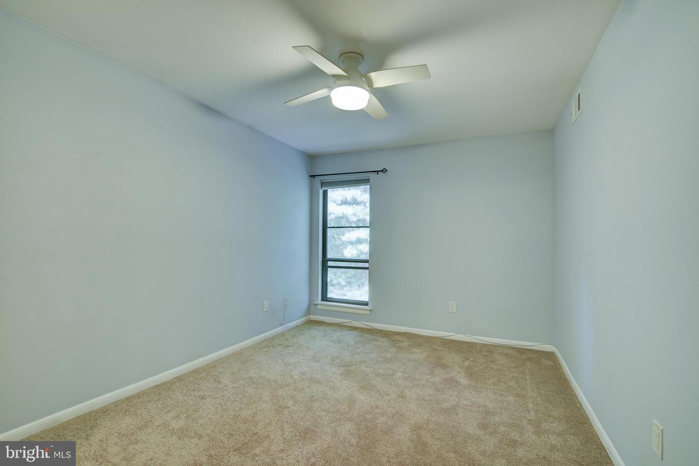 5806-Q ROYAL RIDGE DR #Q