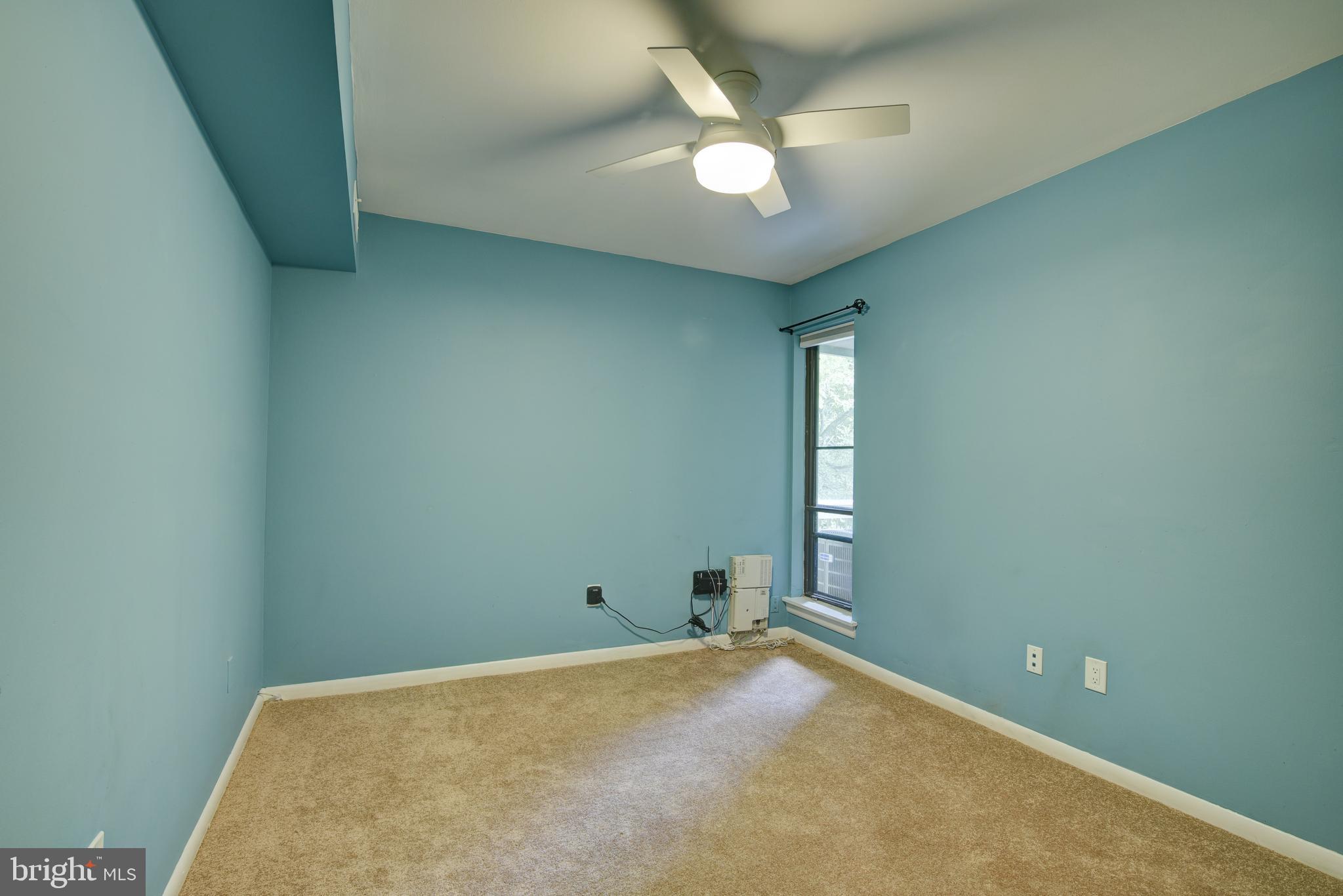 5806-Q ROYAL RIDGE DR #Q