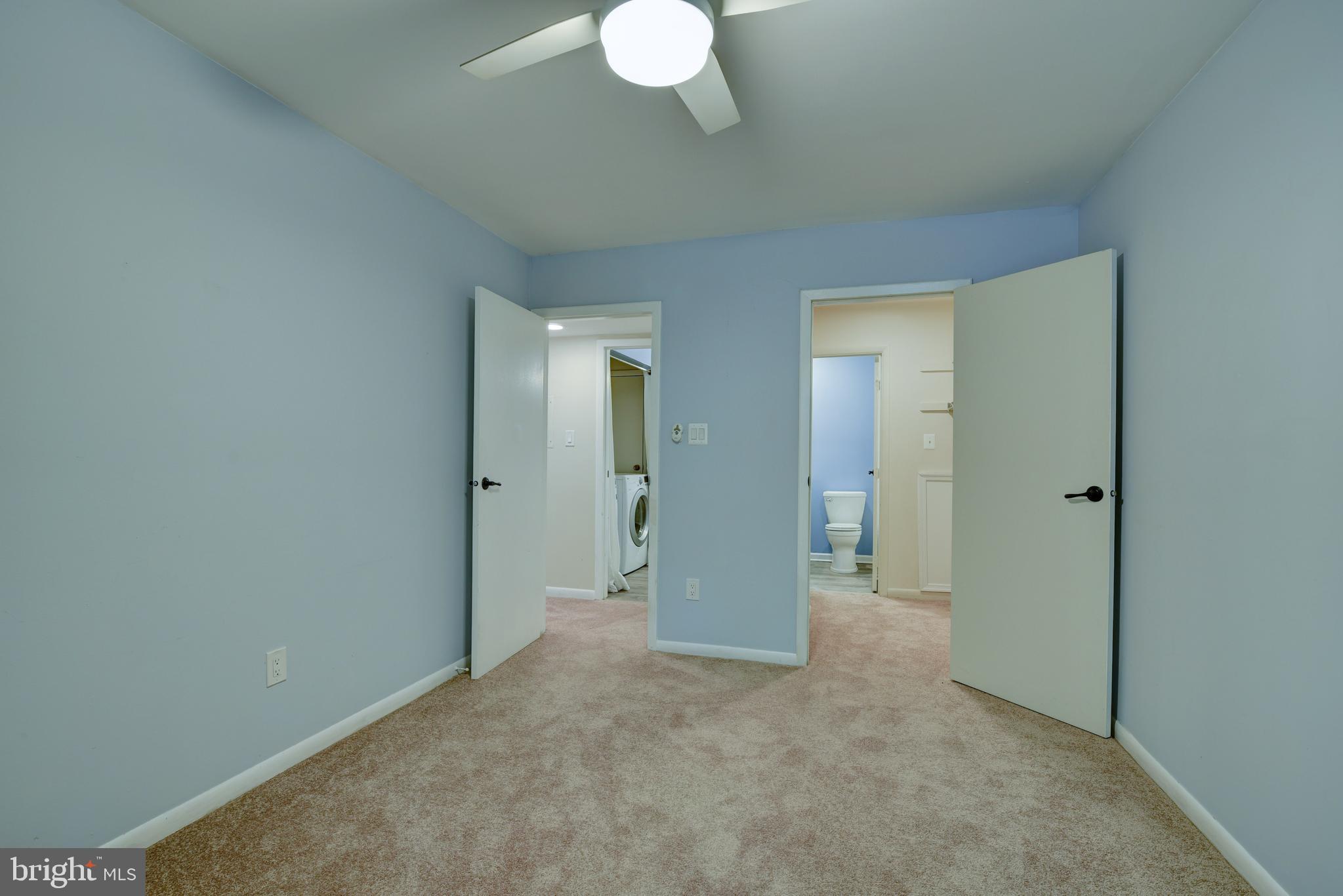 5806-Q ROYAL RIDGE DR #Q