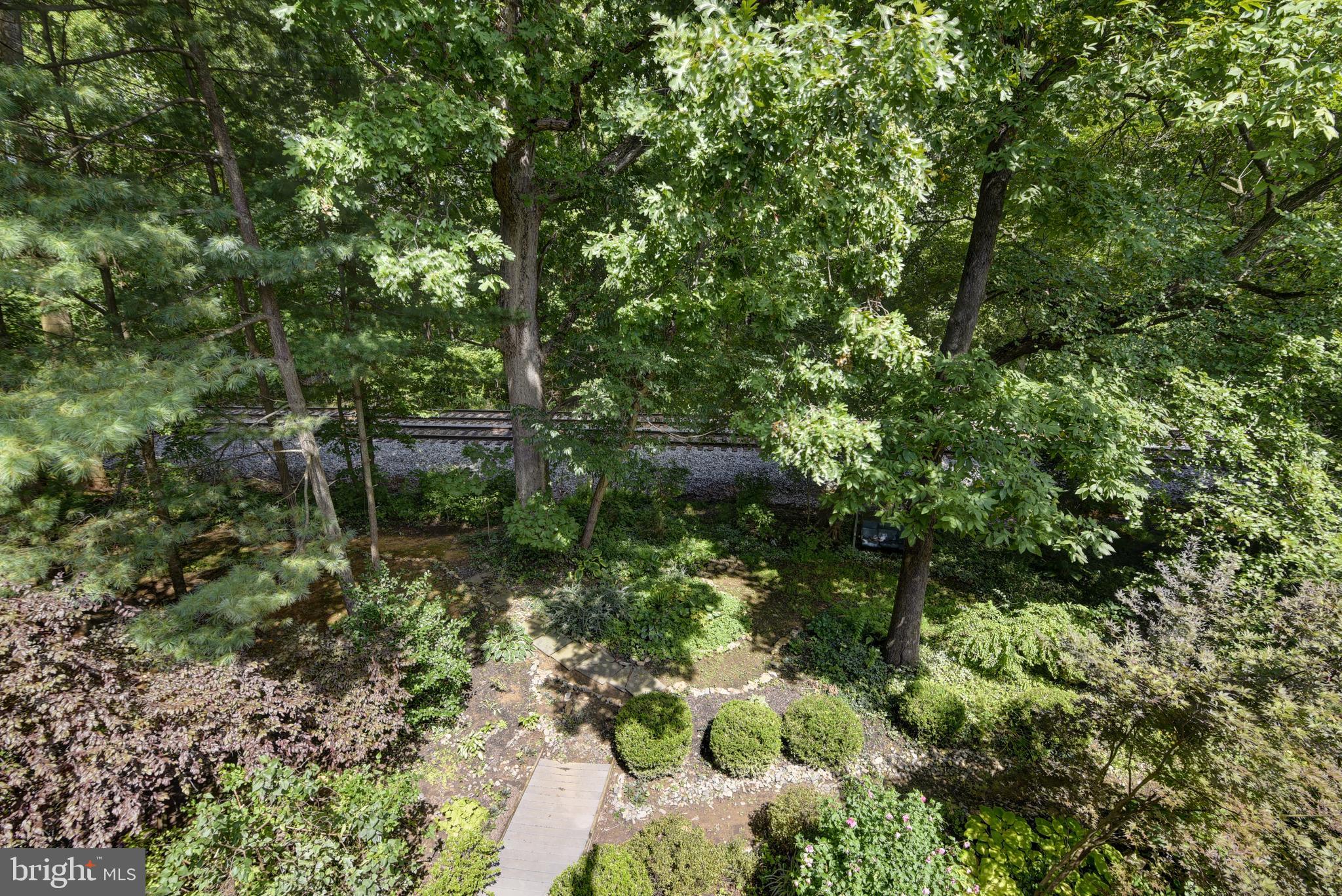 5806-Q ROYAL RIDGE DR #Q