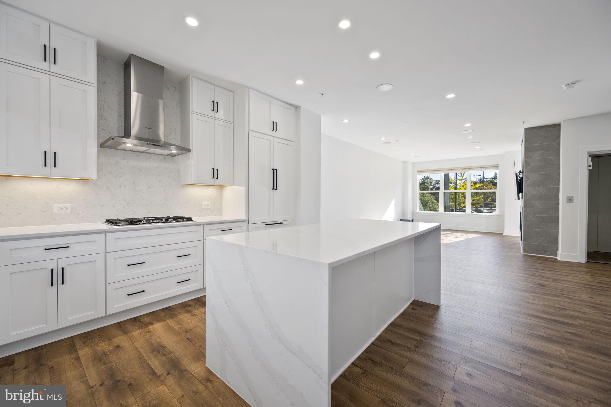 1832 MICHAEL FARADAY DRIVE