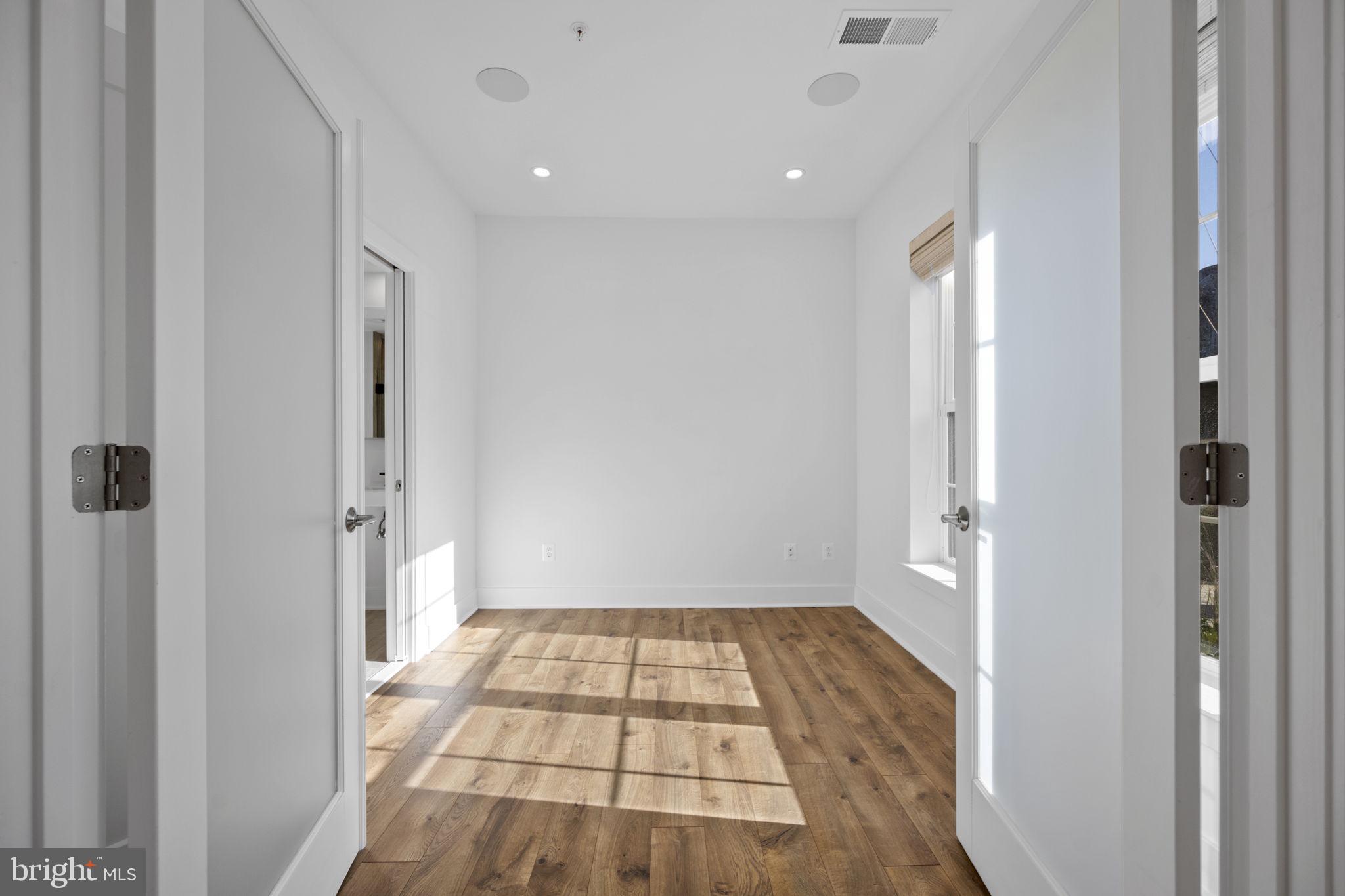 1832 MICHAEL FARADAY DRIVE