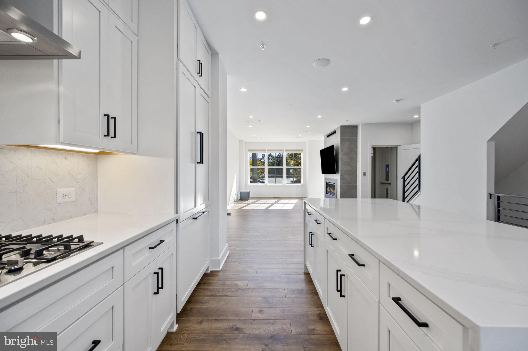 1832 MICHAEL FARADAY DRIVE