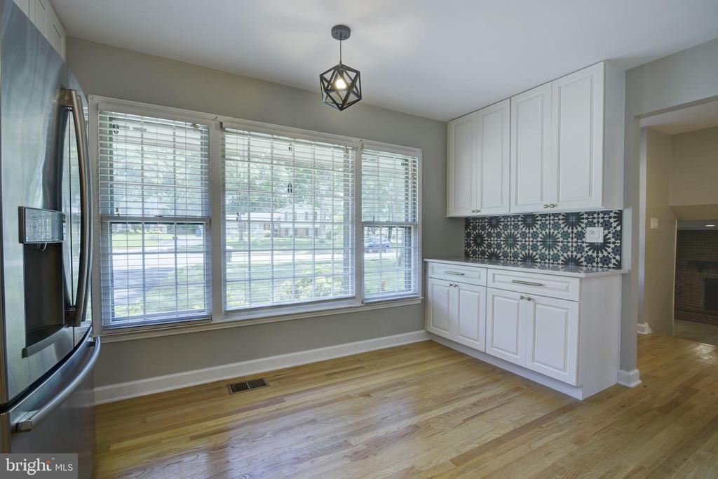 8521 TYSONS COURT