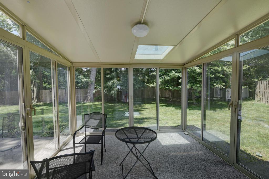 8521 TYSONS COURT