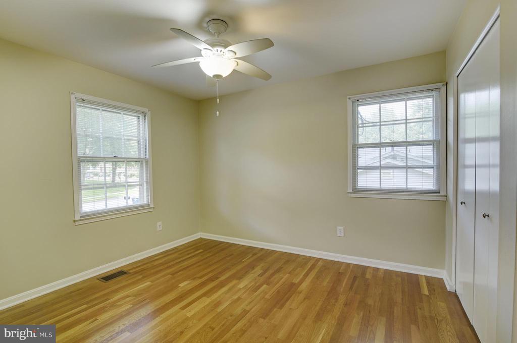 8521 TYSONS COURT